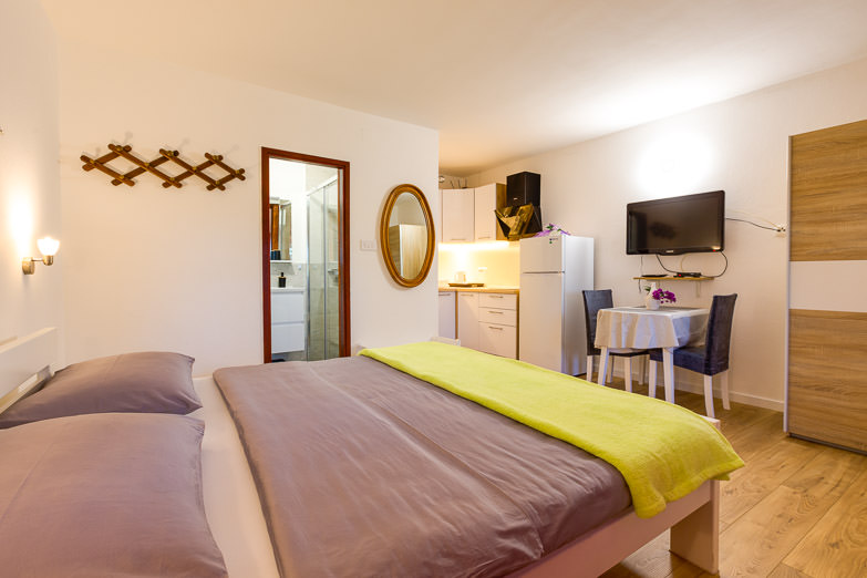 Apartment Karmela 2